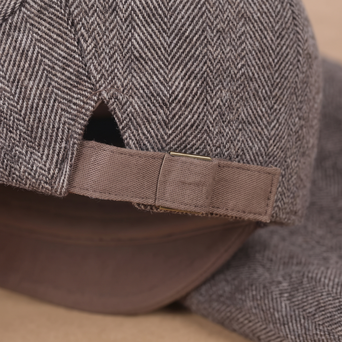 Scottsdale Brown cap — Side adjustment detail